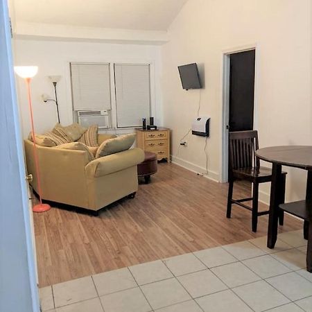 Tuskegee Historic Hill Apt1 מראה חיצוני תמונה