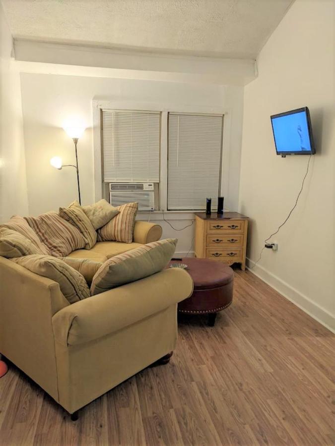 Tuskegee Historic Hill Apt1 מראה חיצוני תמונה